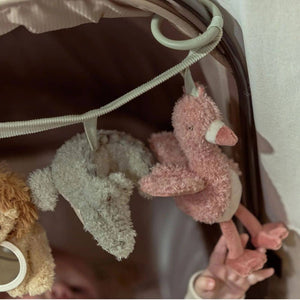 Interaktives Spielzeug zum Aufhängen für den Kinderwagen/Autositz – Safari Friends