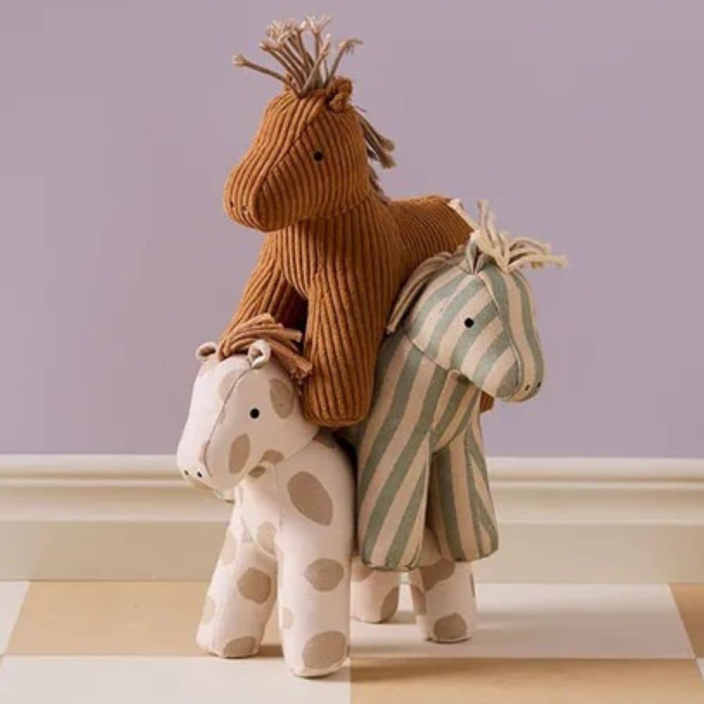 Kuscheltier Pferd Sam AIDEN von Kid's Concept mit Streifen
