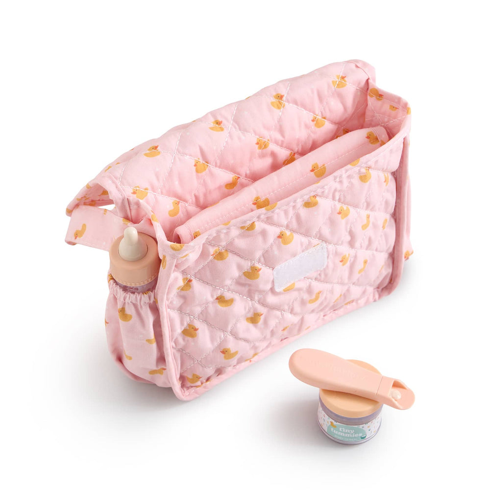 Tiny Harlow Puppen-Wickeltasche mit Zubehör - Pink Ducky - Produktbild