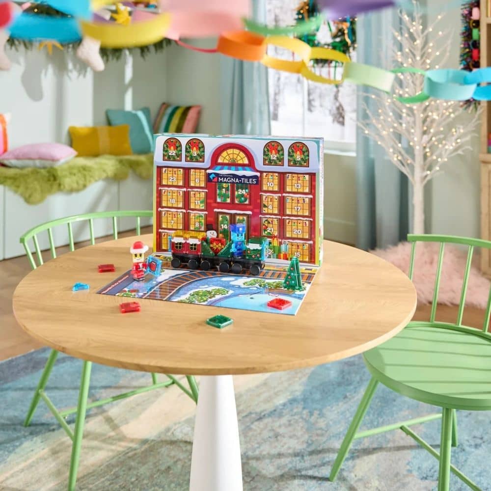 Magna-Tiles Adventskalender mit Magnetbausteinen - microMAGS, 34 Teile - Produktbild