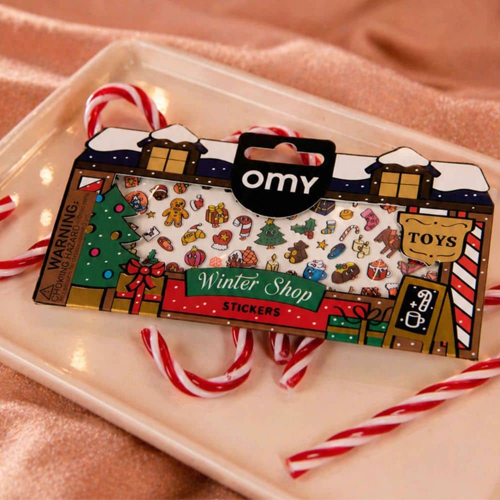 Vinyl-Sticker Winter Shop von OMY in der Verpackung