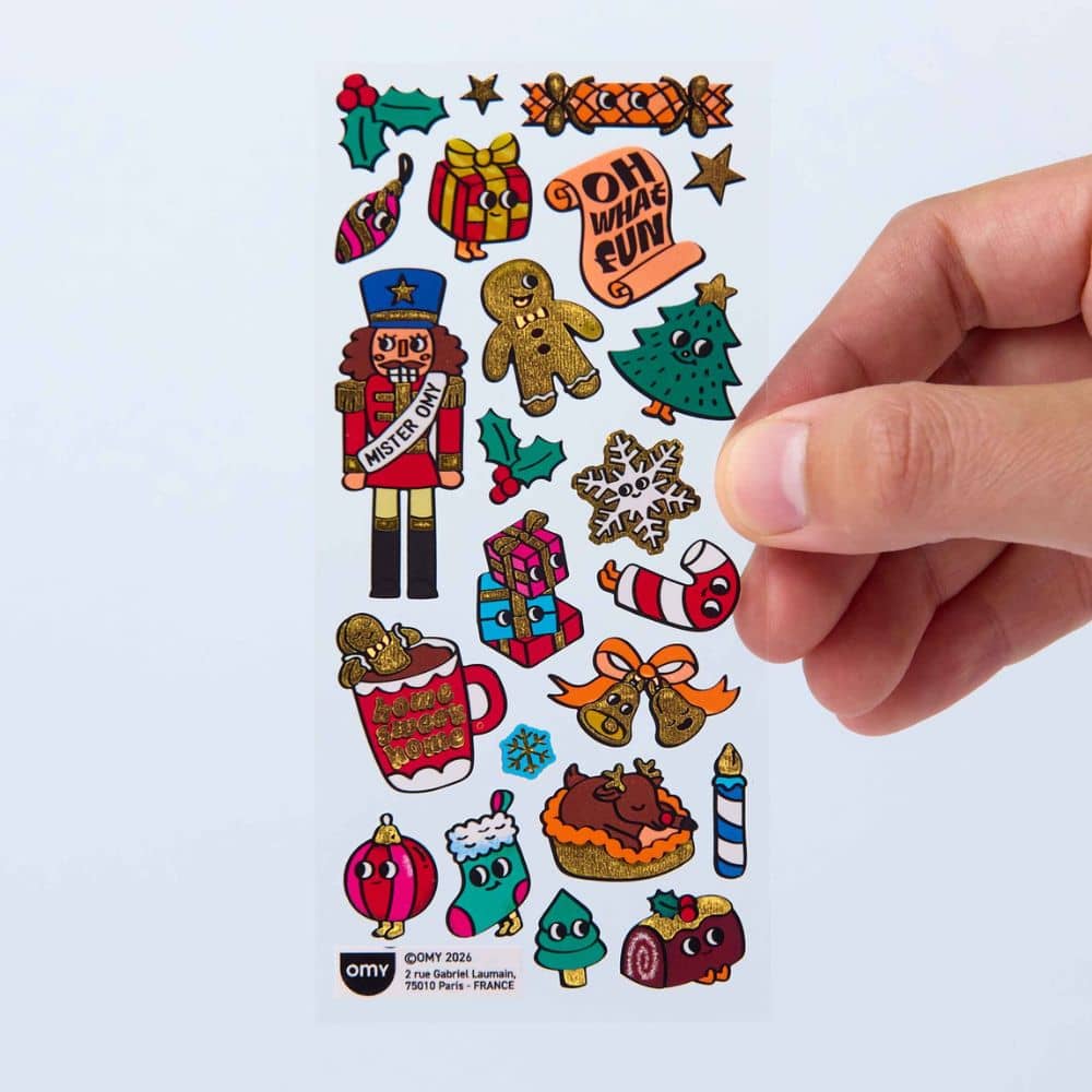 Vinyl-Sticker Iconic Christmas von OMY in der Verpackung