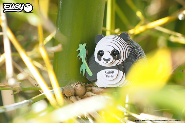 Eugy 3D Öko-Puzzle Panda im Grünen, aus nachhaltigen Materialien gefertigt