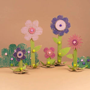 Scru-Dot Makedo Wild Things Set mit bunten Pappblumen aus recycelten Materialien