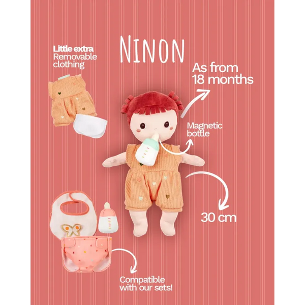 Weiche Babypuppe Ninon mit Kleidung und Fläschchen, 30 cm (ab 18 Monaten)