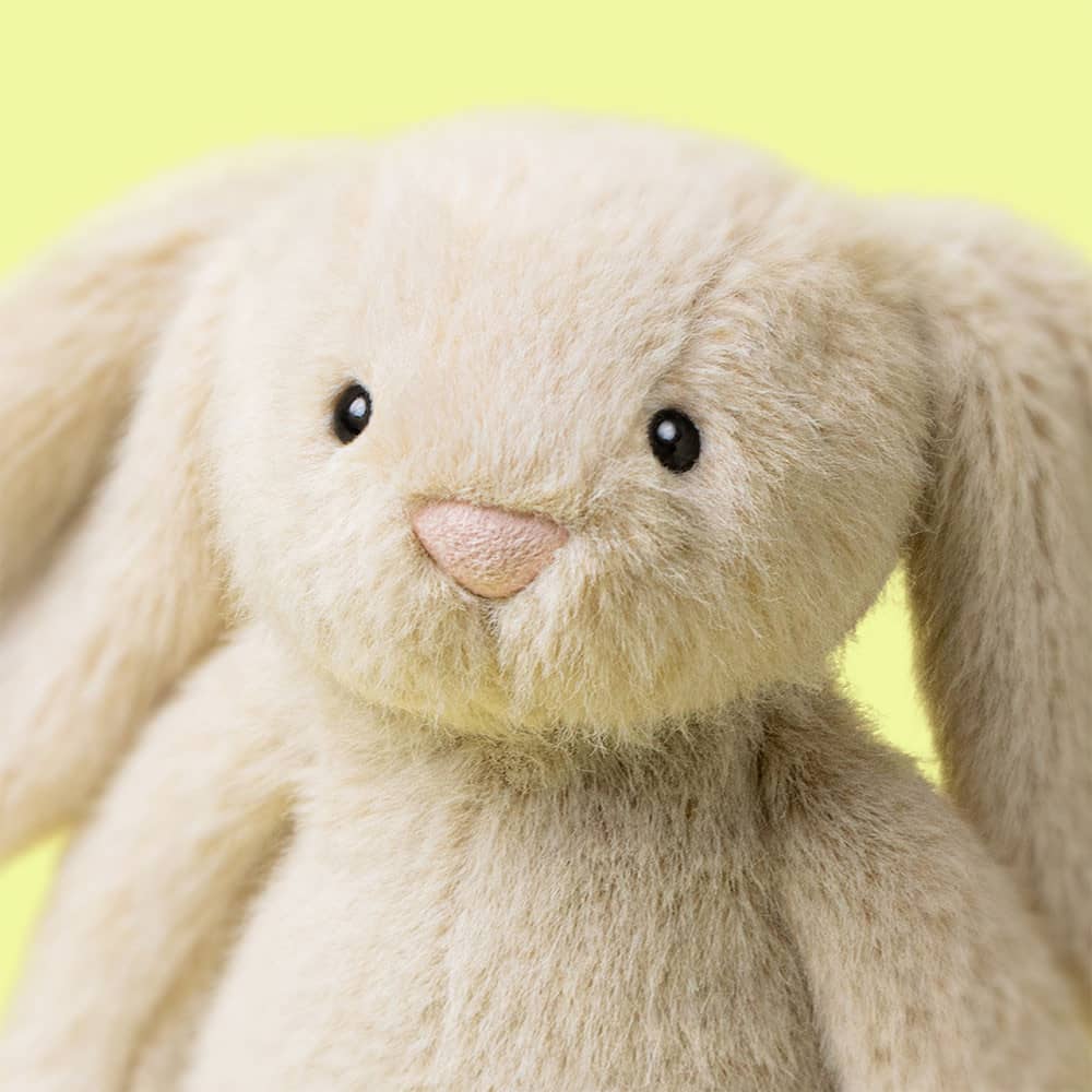 Jellycat Plüschhase Flufflet Wheat mit langen Ohren und weichem Fell für Kinder zum Kuscheln