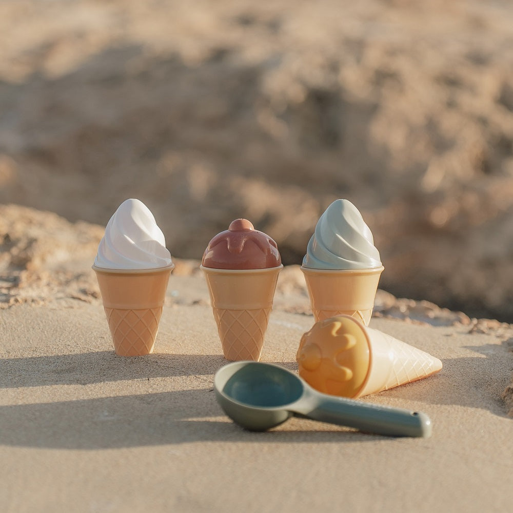Zestaw plażowy lody Little Dutch - 9 elementów - tablude.com